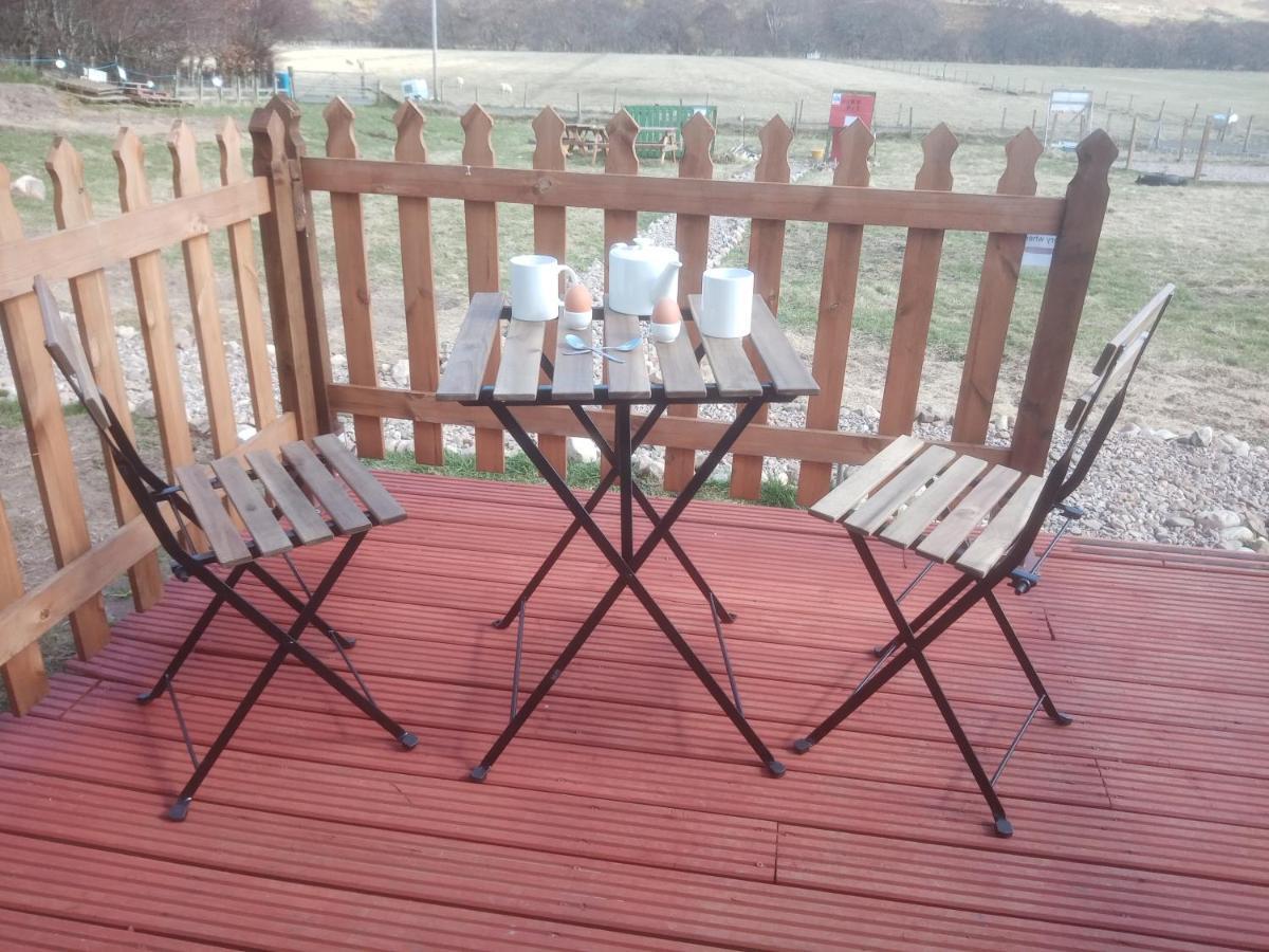 Wee Hoose Glamping 3 Hotel Kinbrace Buitenkant foto